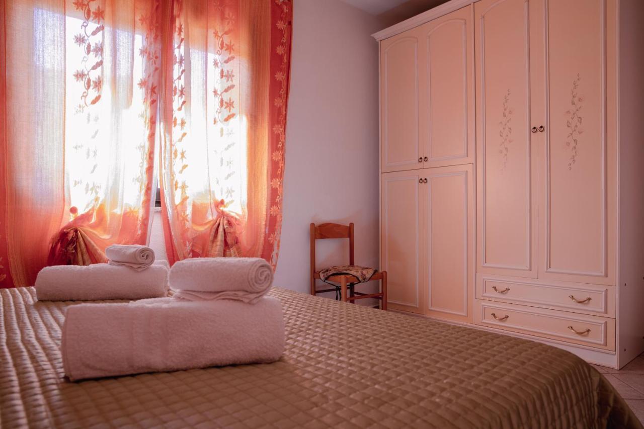 Appartamenti Costa - Budoni Sweet Home タナウネッラ エクステリア 写真