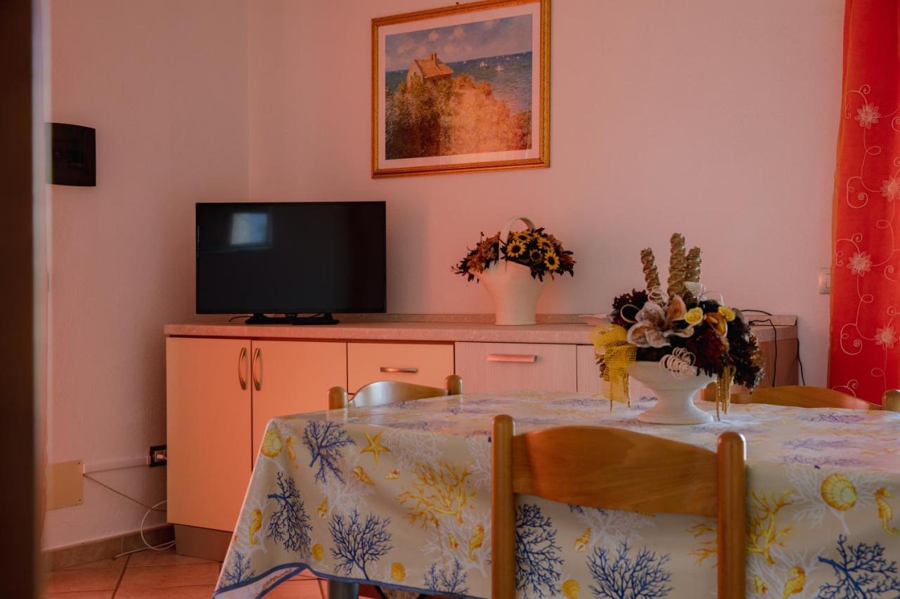 Appartamenti Costa - Budoni Sweet Home タナウネッラ エクステリア 写真